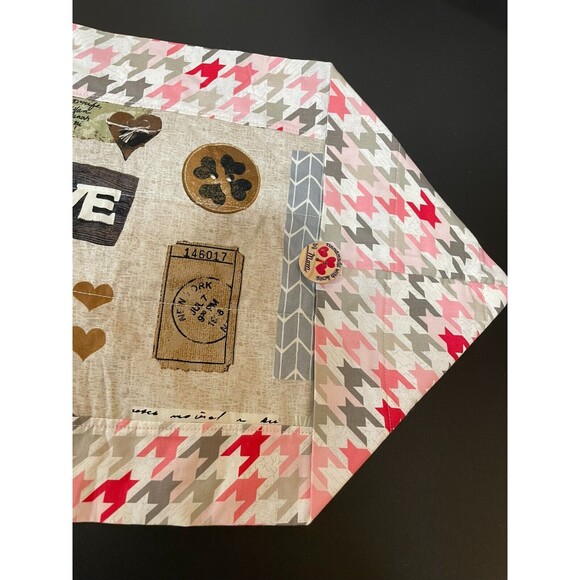 HANDMADE BY MOM VARIOUS HEARTS Colorful Table Runner 41" x 12" - Picture 4 of 8